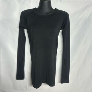 Lululemon Swiftly Mesh-Back long sleeve shirt